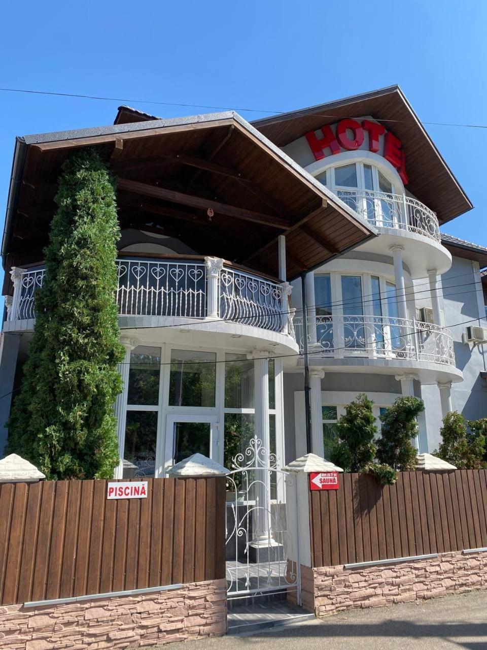 Villa De Nord Soroca Exteriör bild